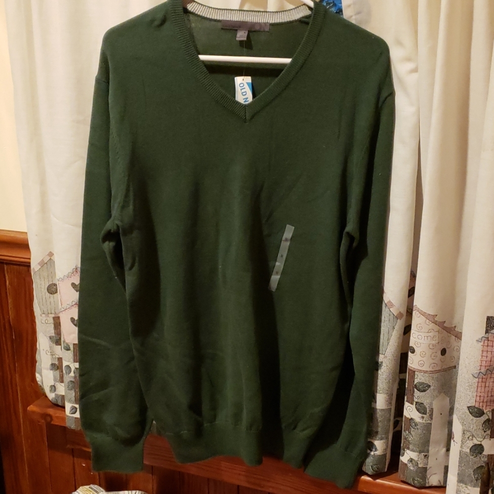 Men's sweater